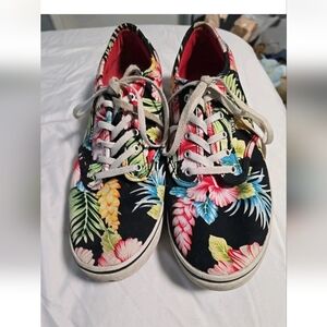 Vans *  Hawaiian Floral Sneakers * Womens Size 10 Shoes * Floral Low Top* Skate